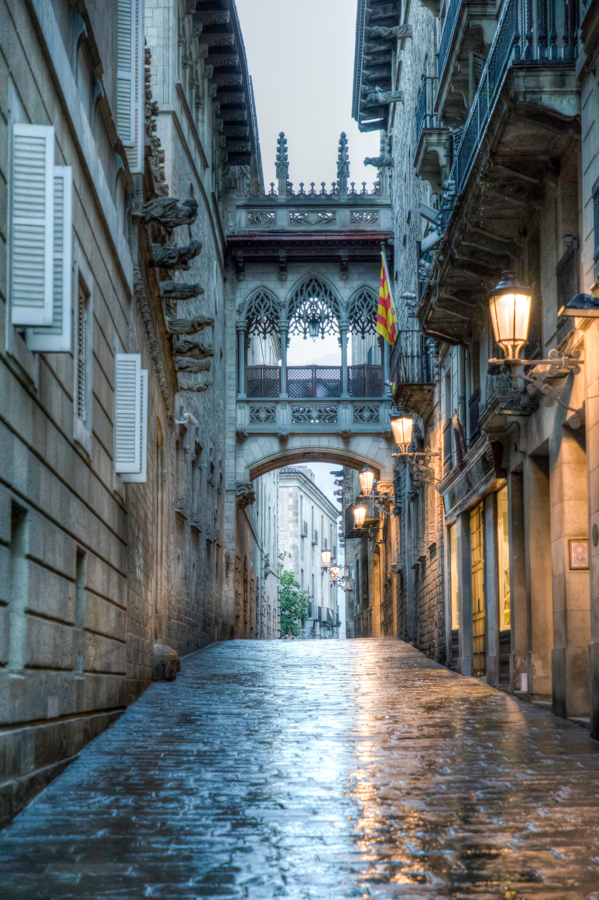 Simple Walkway in Barcelona, Spain