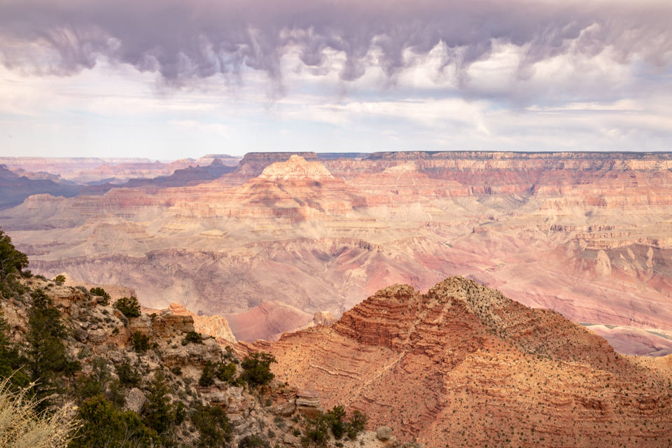 Virga in Grand Canyon, Arizona