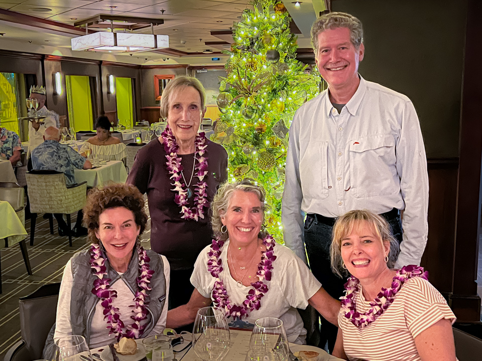 Cruise New Years in Honolulu, Hawaii