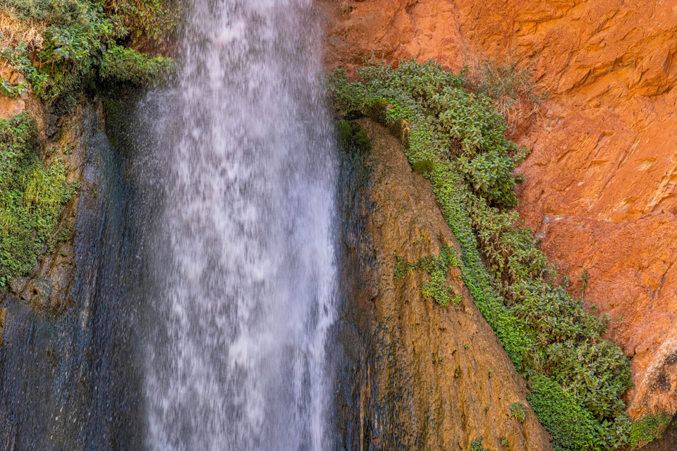 Deer Creek Falls in Grand Canyon, Arizona