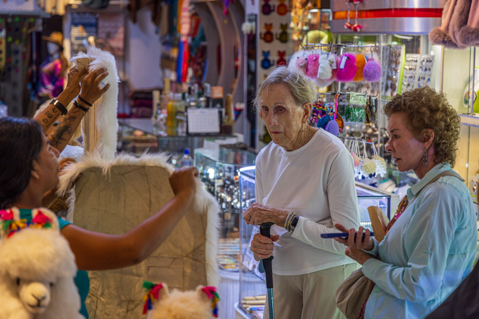 Bargaining  in Lima, Peru