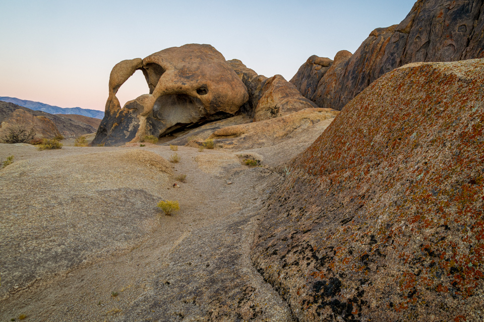 Cyclops Arch in Lone Pine, California