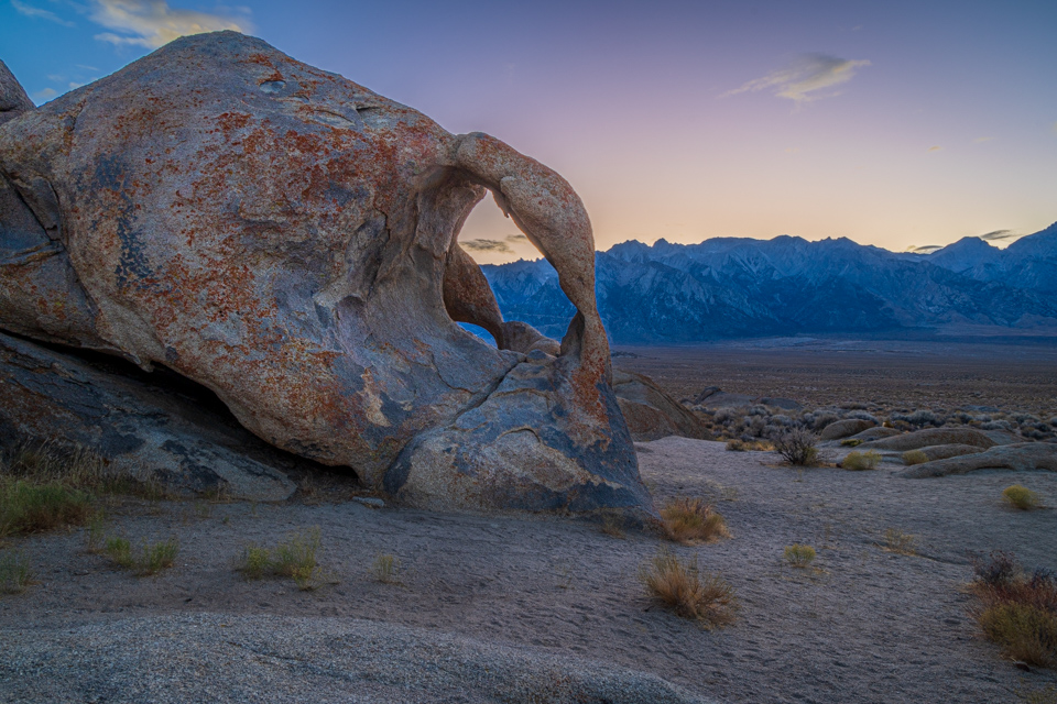 Cyclops Arch in Lone Pine, California