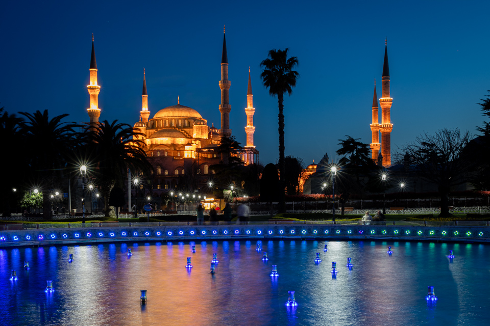 Bright Light in Istanbul, Türkiye
