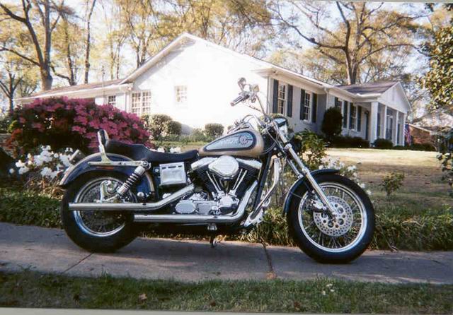 Dyna in front of the house