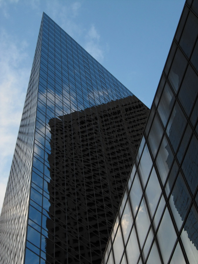 Glass Angles in Minneapolis, Minnesota