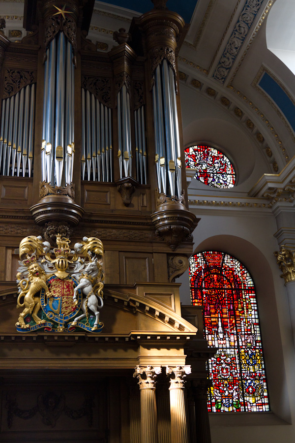 Organ in London, England