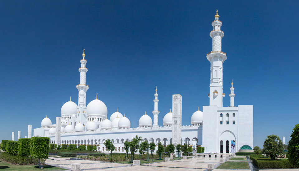 Sheikh Zayed Mosque in Abu Dhabi, UAE