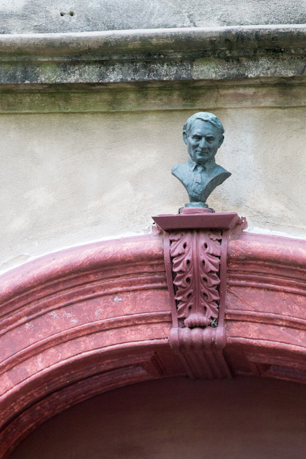 Odd Decoration in Charleston, South Carolina